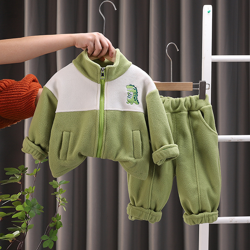 Winter Clothing Activity - Ensembles de vêtements pour bébés et