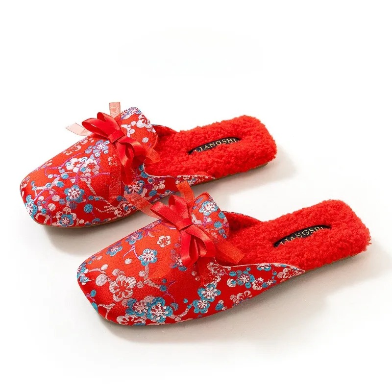 Élégant Satin brodé fleur mais - Winter Cloth avis et prix