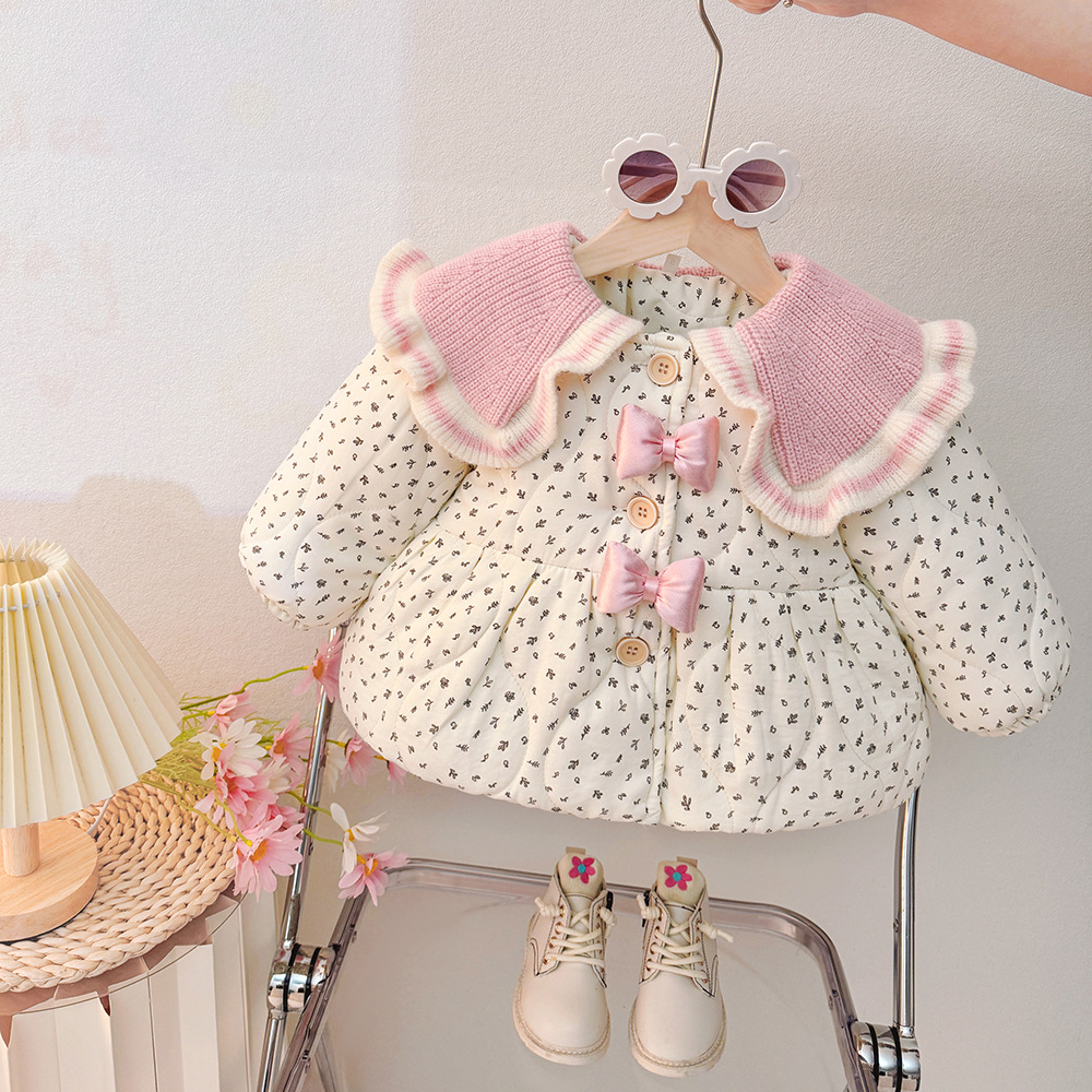 Vêtements en coton pour filles - Winter Clothing Activity avis et prix