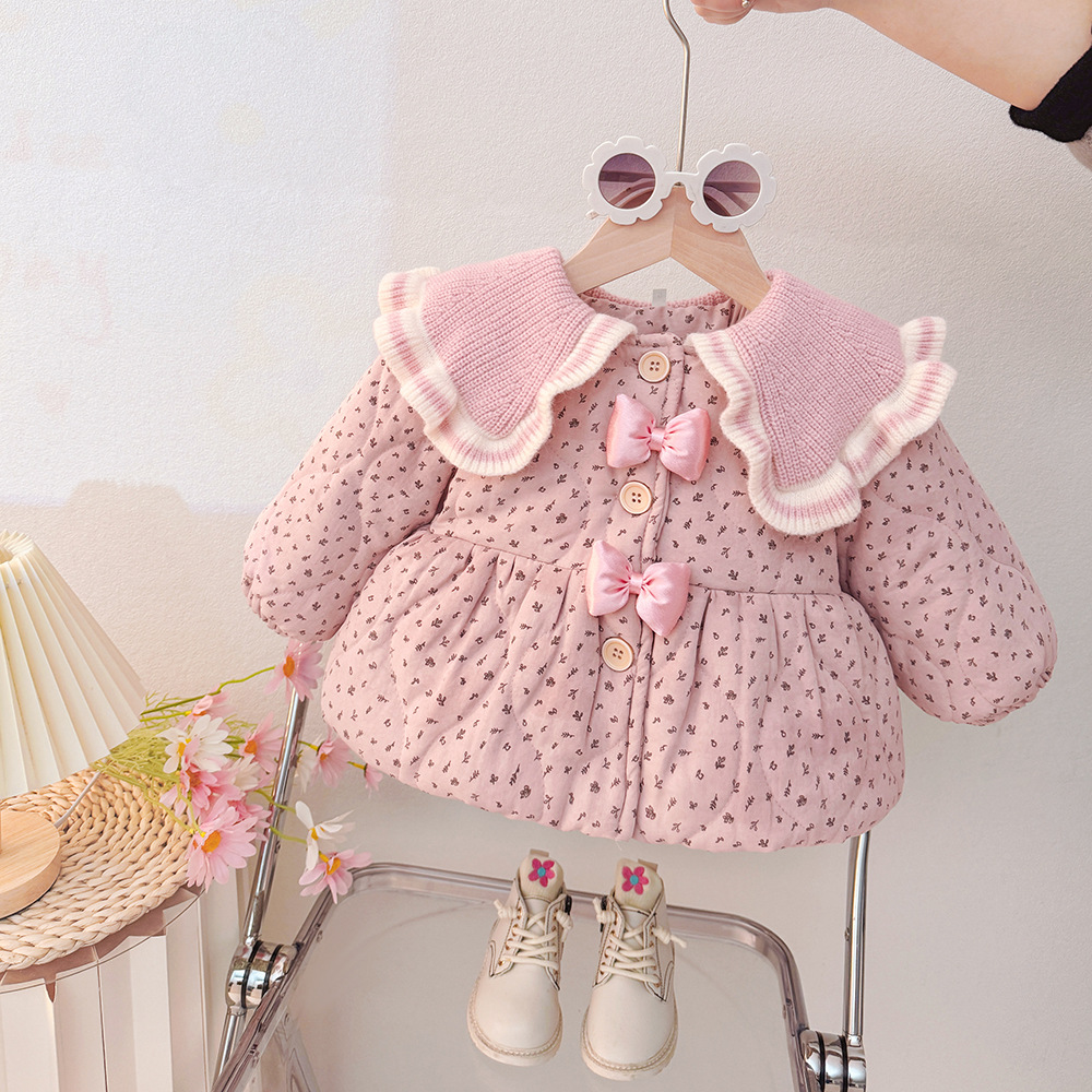 Vêtements en coton pour filles - Winter Clothing Activity avis et prix