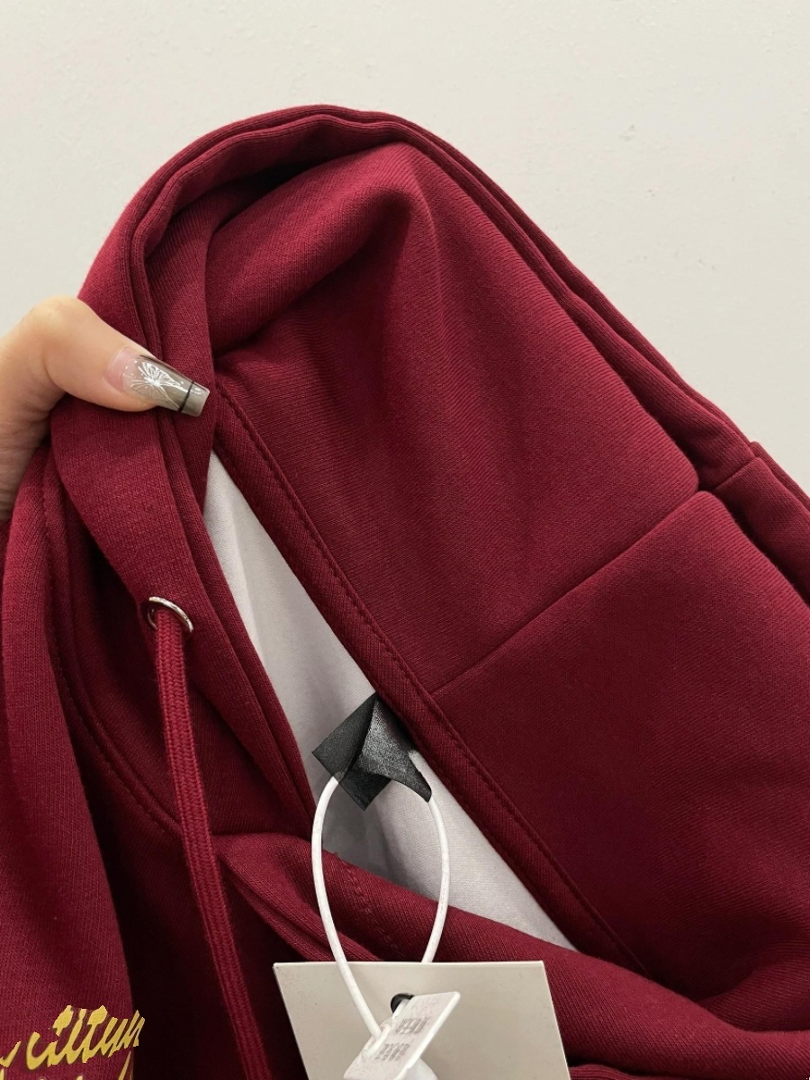 Sweat-shirt à capuche rétro st - Winter Clothing Outlet avis et prix