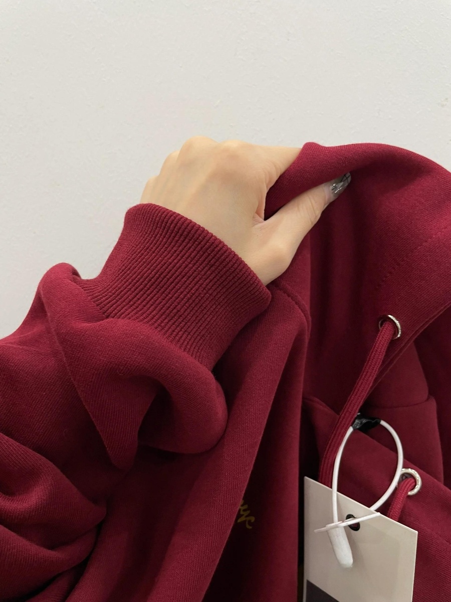 Sweat-shirt à capuche rétro st - Winter Clothing Outlet avis et prix